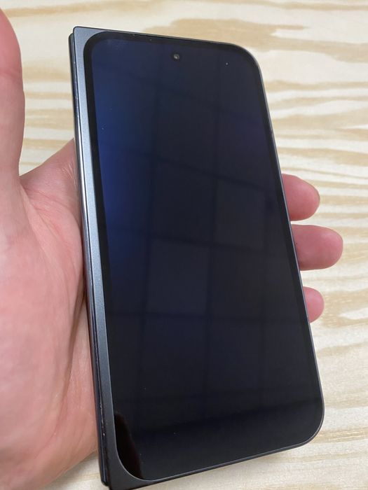 Pixel 9 Pro fold 16/256