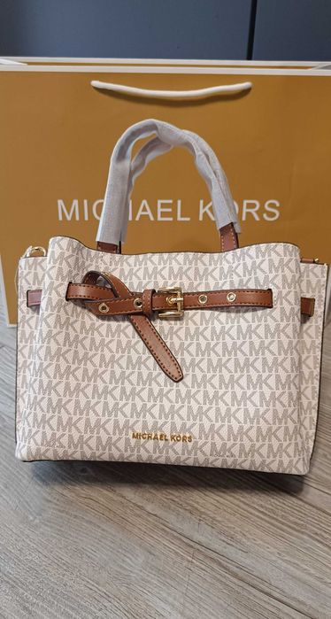 Сумка Michael Kors emilia молочна