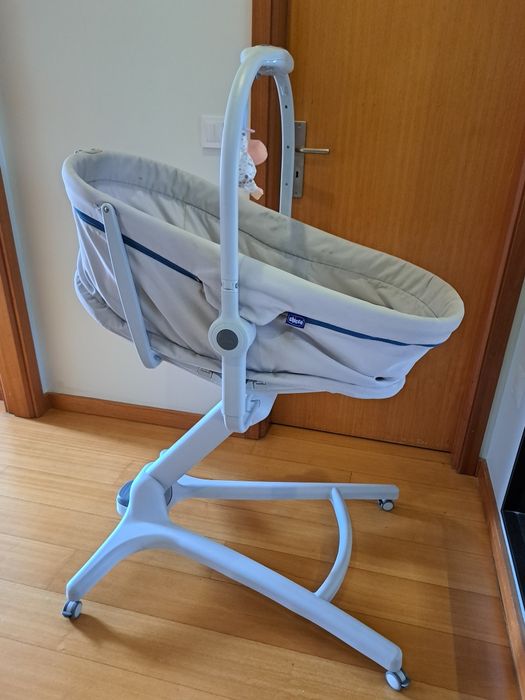 Babyhug Chicco usado