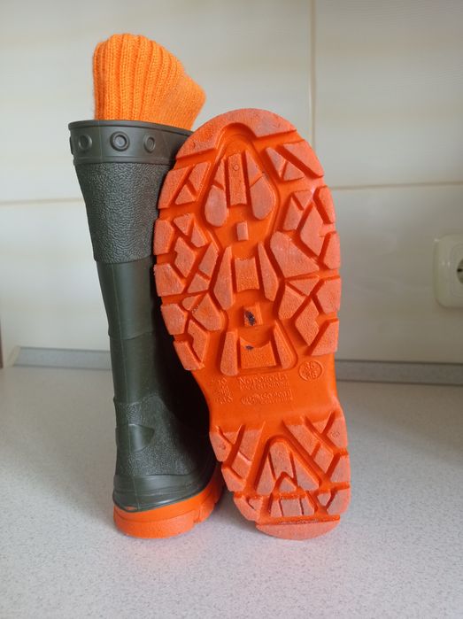 Продам дитячі гумові чоботи