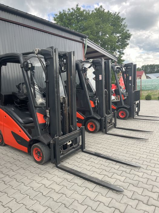 Woózek widlowy Linde H 16