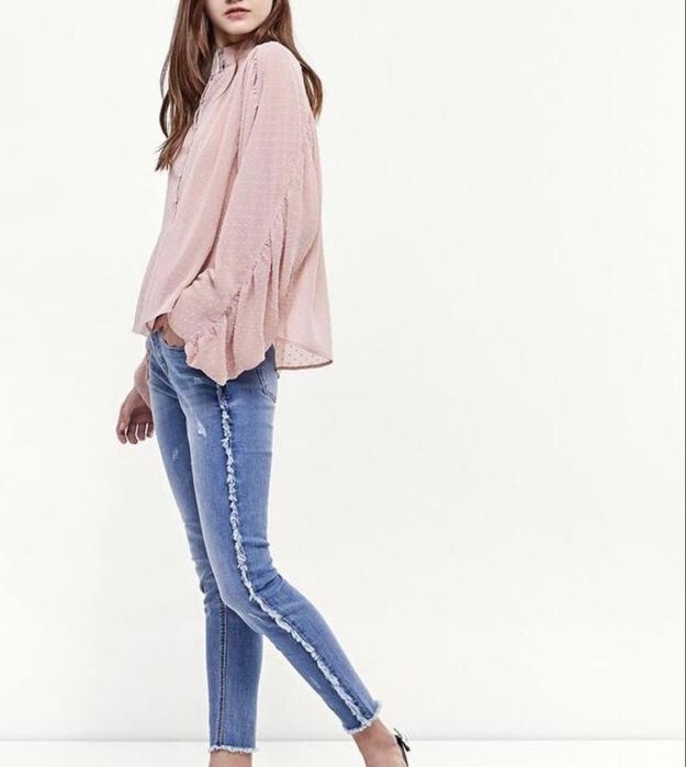Блуза жіноча рожева Stradivarius сорочка під горло шифонова M-L