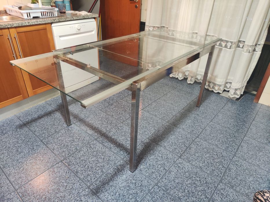 Mesa extensível IKEA marca GLIVARP