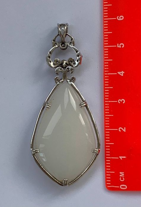 Подвеска серебро 925 и белый кварц - амулет