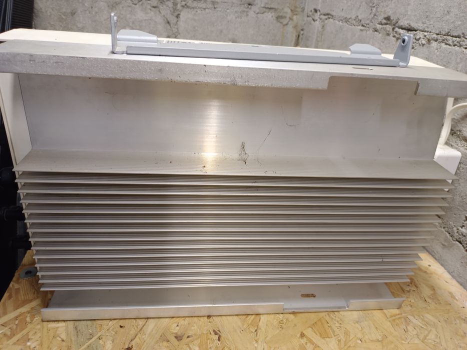 Duży radiator 48x31x7cm SolarEdge 6k