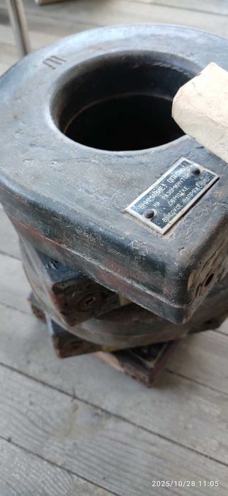 Трансформатор ТНШЛ 0,66У2