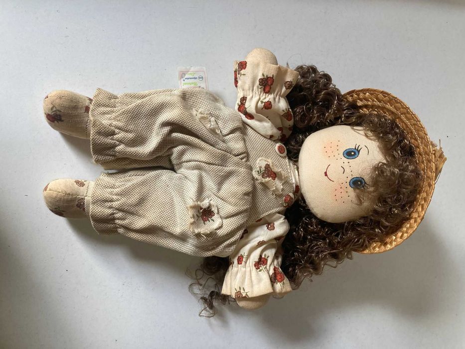 Boneca de Pano com Chapéu