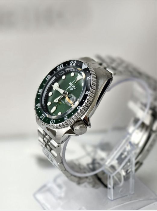 Продам часы Люкс ААААА Seiko SSK035K1 5 sport GMT