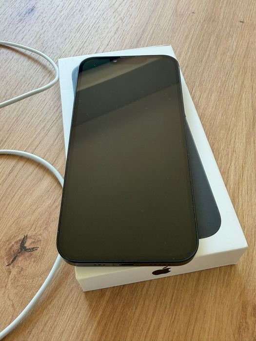 IPhone 13 128GB czarny / 76% kondycji baterii