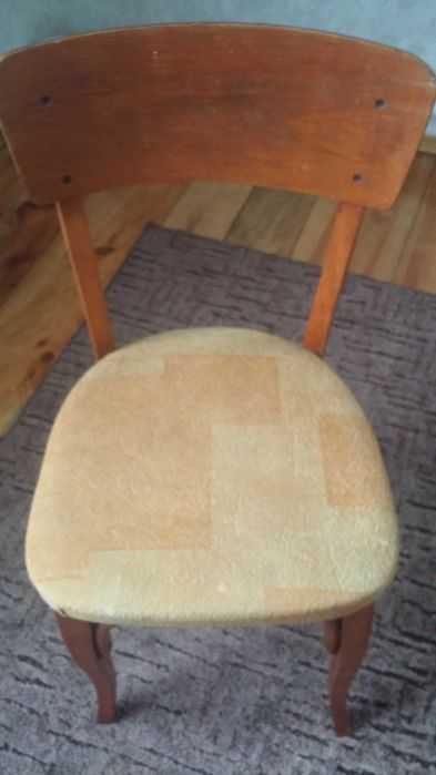 Крісла прості радянські,  відреставровані, обшиті новим матеріалом