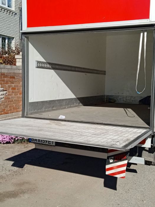 Вантажні перевезення