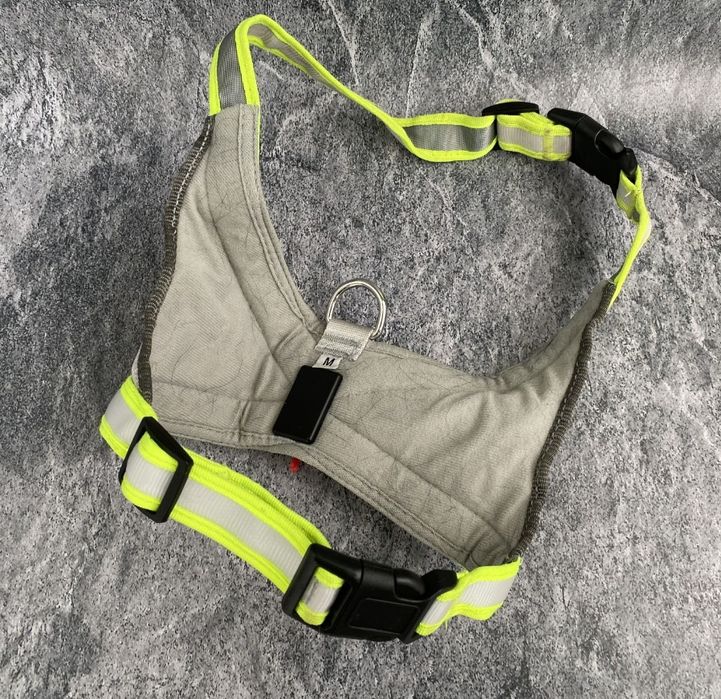 Поводок-шлейка светящиеся размер М (шлейка-жилет)