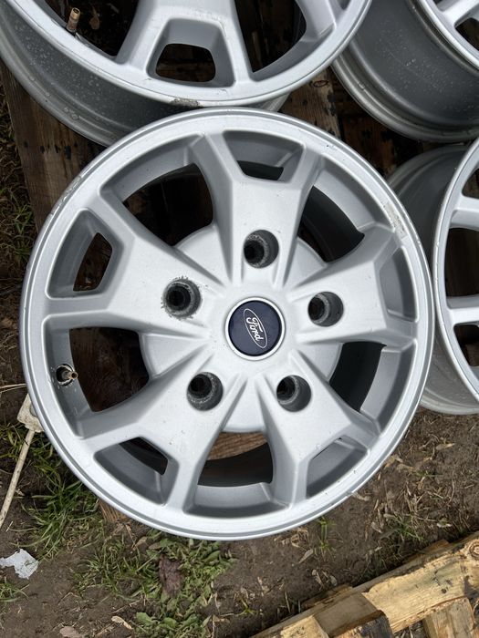 5/160 r16 et60 Ford Custom Титани