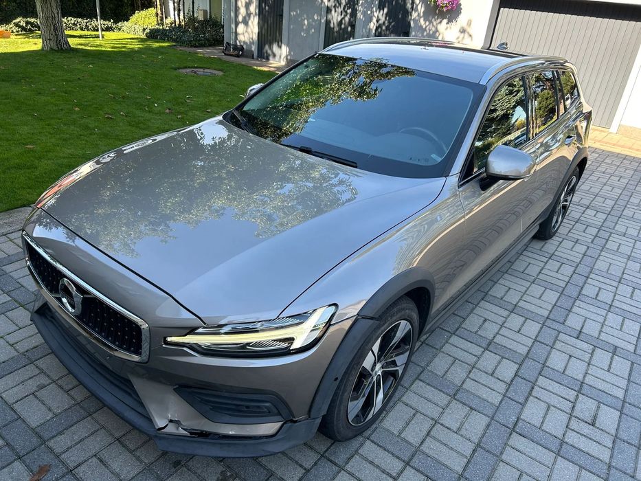 Volvo V60 Cross Country