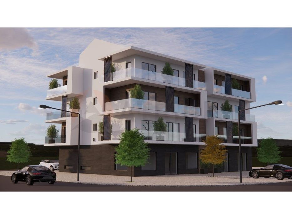 Apartamento T3 -2º Andar com Garagem e Arrecadação | Vale Flores - ...