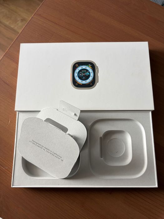 Pudełko + oryginalna nowa indukcyjna ładowarka apple watch ultra
