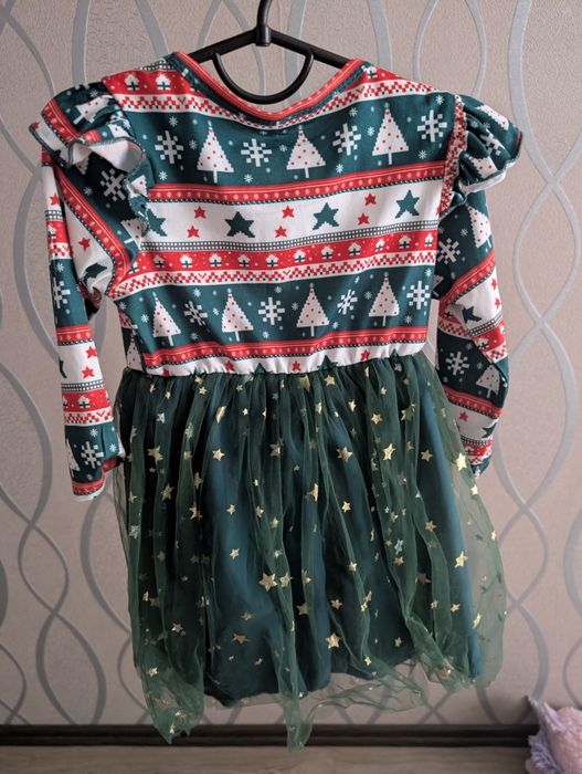 Нарядна сукня для дівчинки