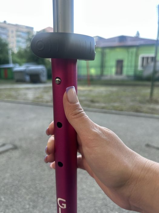 Самокат трьохколісний дитячий Globber Junior Foldable Lights deep pink