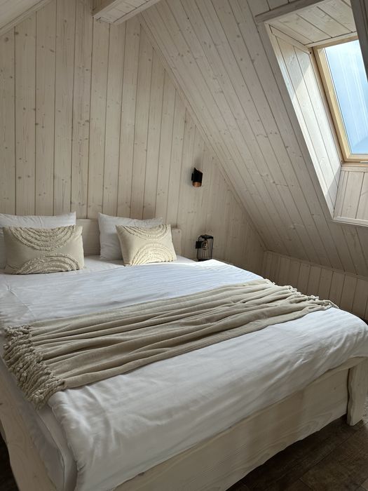 Нові сучасні котеджі біля Східниці з чаном джакузі