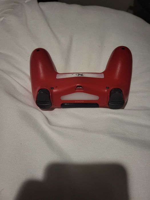 PS4 SLIM 1TB + Cabo de alimentação + 2 comandos + GTA 5