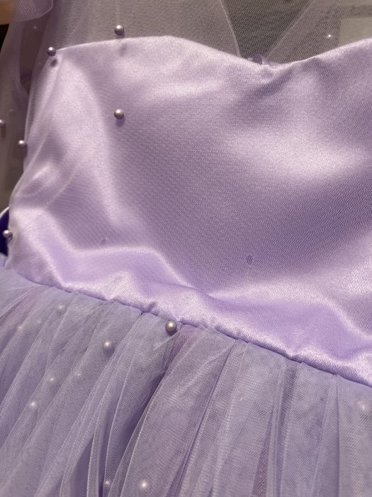 Святкова сукня для дівчинки