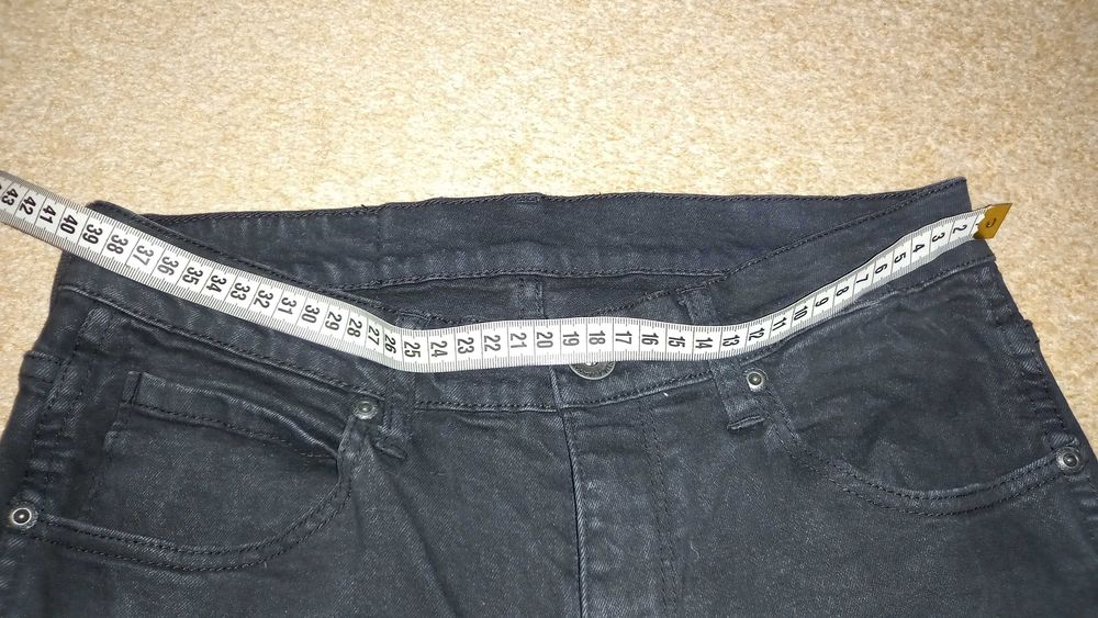 Spodnie jeansy roz. 176 cm czarne męskie