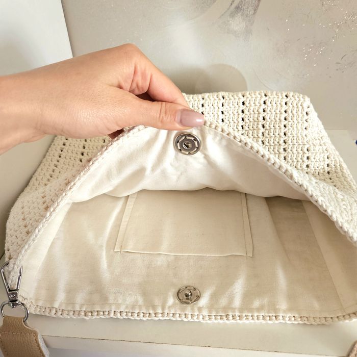 Bolsa em croché feita à mão