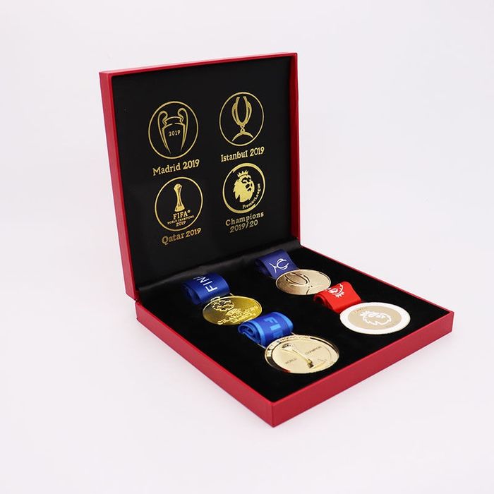 Чемпионские медали ФК Ливерпуль 2019