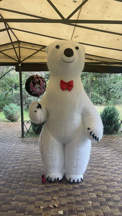 Привітання від білого ведмедика аніматор білий ведмідь мішка на свято