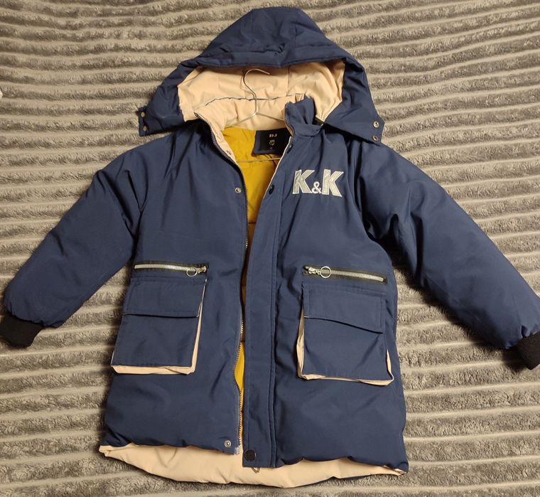 Зимня курточка на хлопчика 9 р.