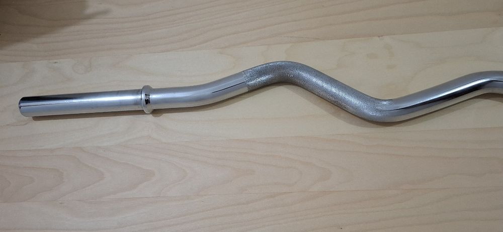 Barra W 120cm 6 KG + 2 bloqueadores - Diâmetro 28mm €30