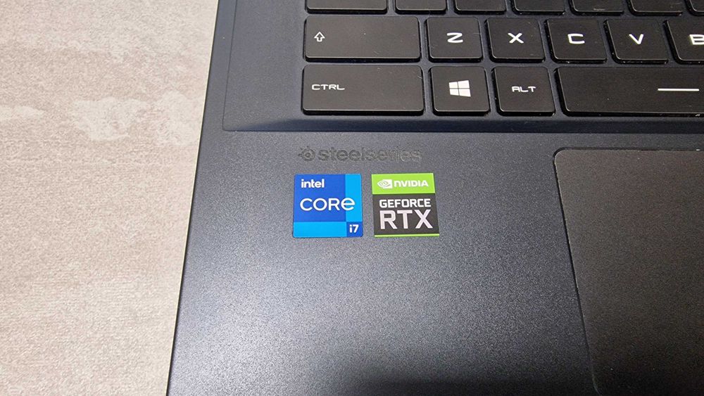 Ноутбук Msi Raider GE 66 rtx 3070, intel i7 11800h