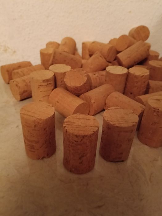 50 New Cork Stoppers431774894098360322