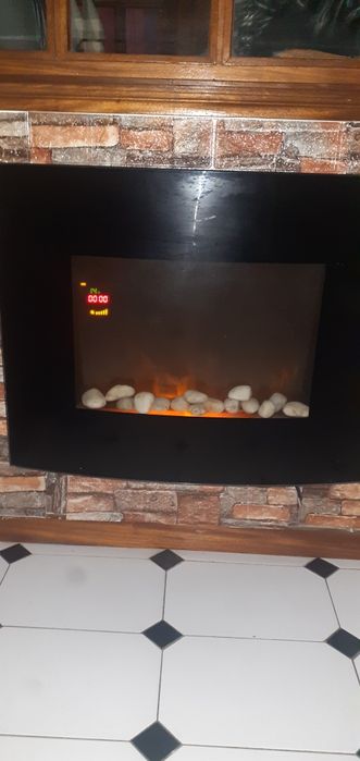 Lareira eléctrica como nova
