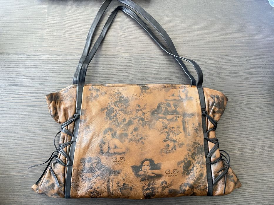 Mala E carteira em pele, marca portuguesa Dona V