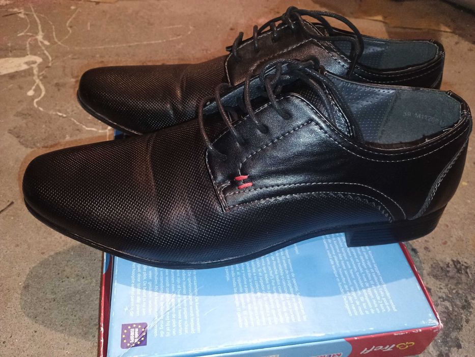 Męskie eleganckie buty