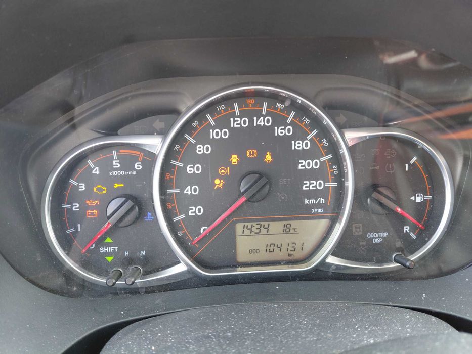 Toyota Yaris 1.4D, 2015 Nacional 104000km