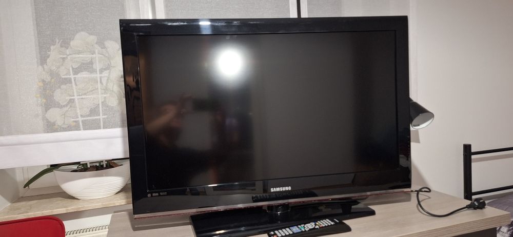 Sprzedam telewizor Samsung 37'