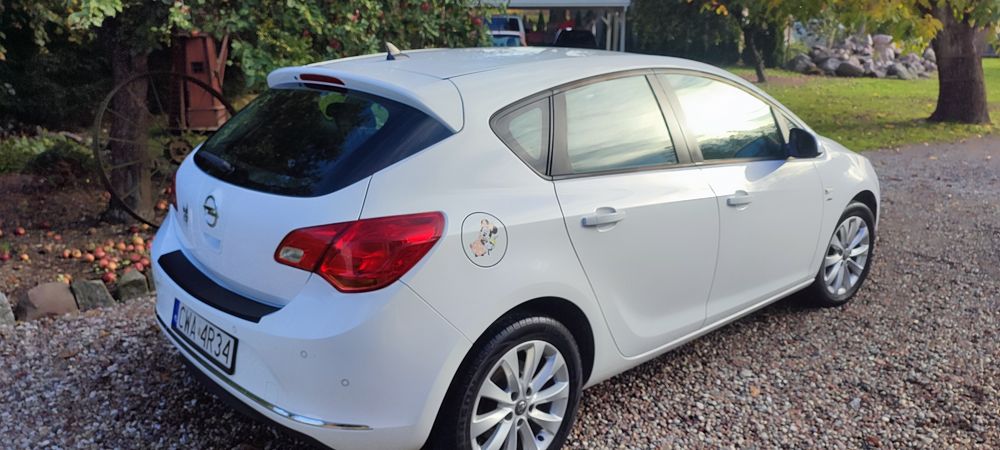 Sprzedam Opel Astra J
