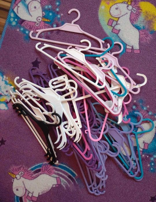 Dziecięce wieszaki 35 sztuk