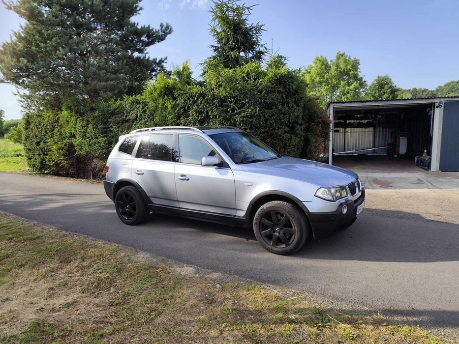 BMW  X3 E83 2,5 benzyna