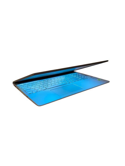 HP Pavilion 15 i7 8gb RAM