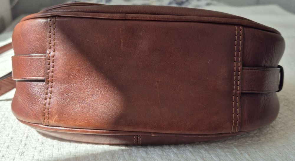 Torebka listonoszka Osprey London skóra