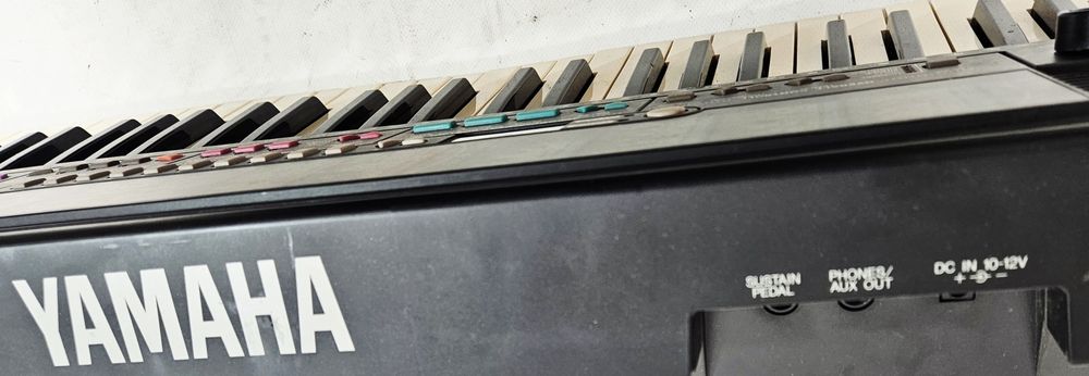 Keyboard Yamaha, Dynamiczna klawiatura, 5 oktaw