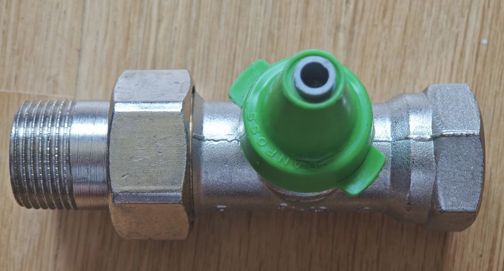 Nowy Zawór Termostatyczny Prosty Danfoss RA-N 20 3/4" (013G0016)