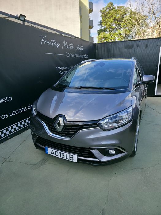 Renault Scenic / 138.500 km / 7 Lugares
