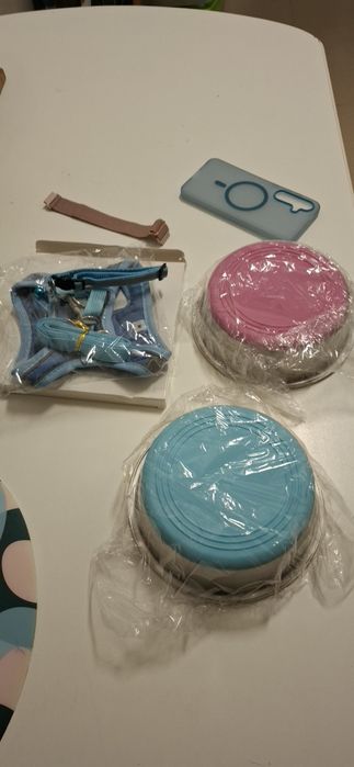 Trela Coleira corporal + 2 taças ração e 1 coleira com guiso para gato