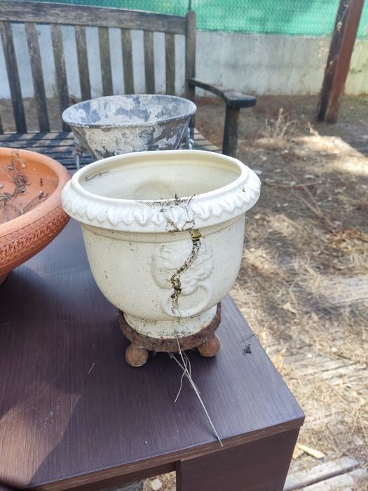 Vasos de exterior variados para venda