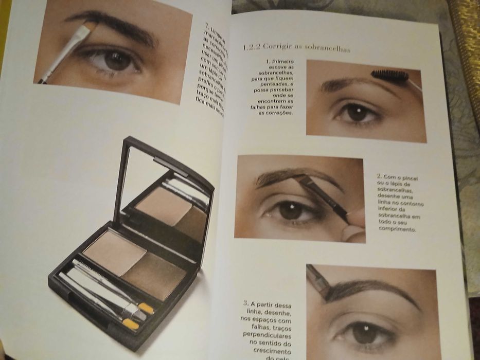 'Guia prático de maquilhagem', com prefácio de Cristina Ferreira