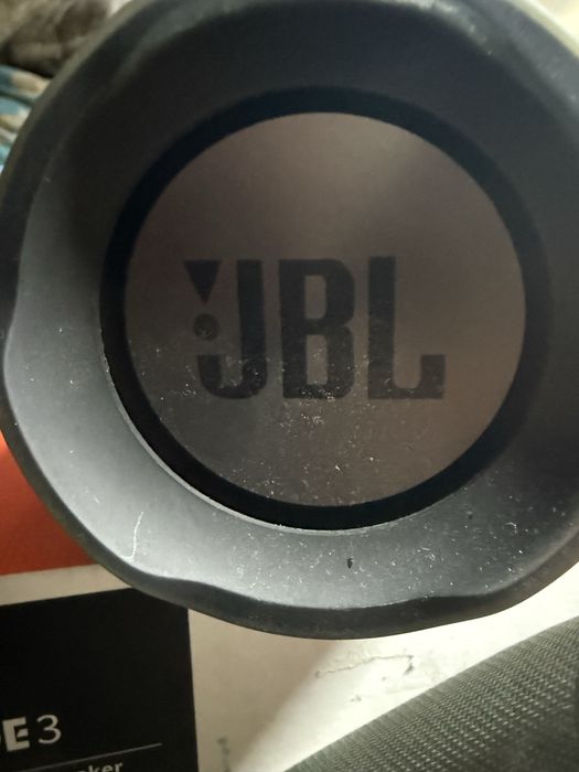 Glosnik jbl charge 3